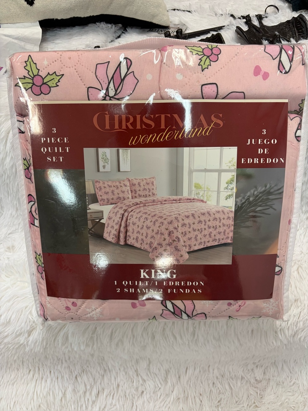 King Holiday’s Bow Quilt Set in Pink - 3 Piece
